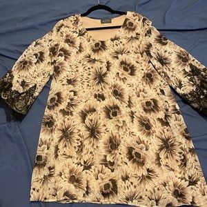 ASTR floral flowy dress